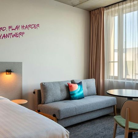 Moxy Antwerp Hotel Exterior photo